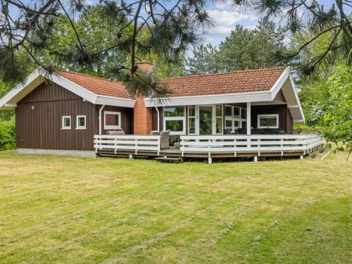 Holiday Home Hennrik - 240m from the sea by Interhome