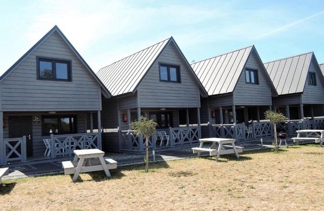 Holiday Home in Dziwnówek by Sea and Lake