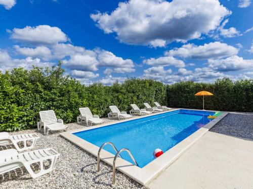 Holiday Home Jurican by Interhome