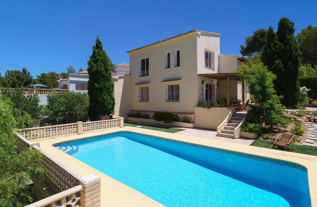 Holiday Home Le Clos Joli by Interhome