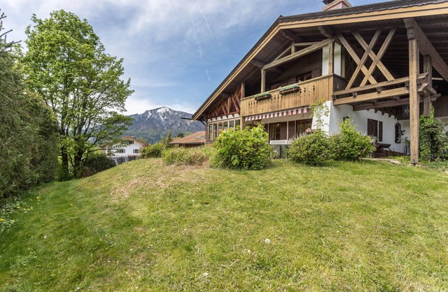 Holiday Home 'Mit Bergpanorama' with Mountain View, Private Terrace and Wi-Fi