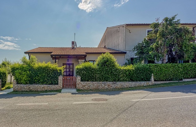 Holiday Home Nadia, Brtonigla, Croatia