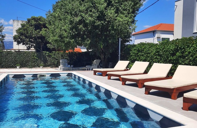 Holiday Home Nino with private pool