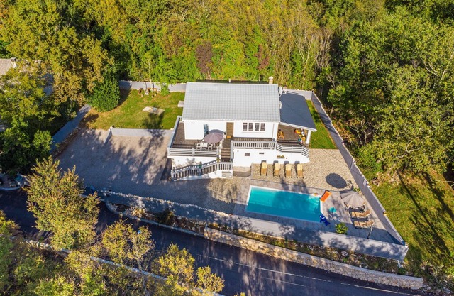 Holiday home Pavlina, (16408), Grižane, Croatia