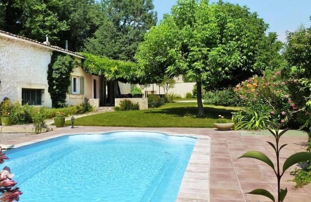 Holiday home, Puyméras