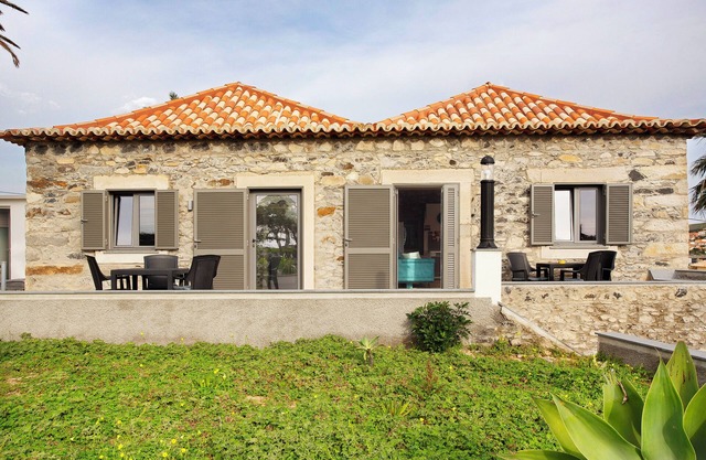Holiday Home 'Quinta Alcaparras' with Sea View, Private Terrace and Wi-Fi