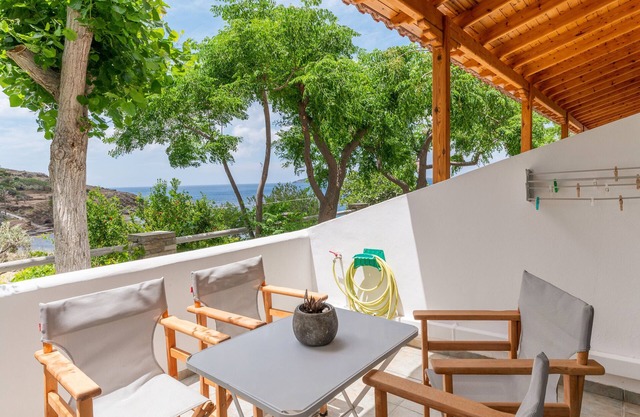 Holiday Home 'Seaview Mastrozane Studio 11 Andros' with Sea View, Wi-Fi and Air Conditioning