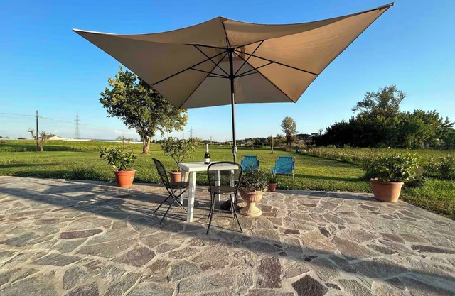 Holiday Home 'The Country House' with Private Pool, Private Garden and Wi-Fi