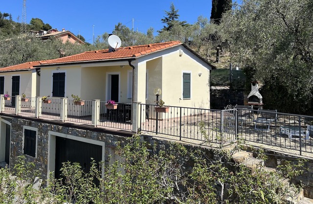 Holiday Home Villa Le Colle with Sea View, Garden & Terraces