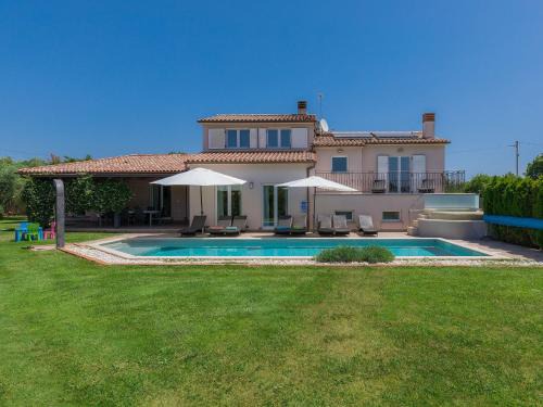 Holiday Home Villa Vela by Interhome