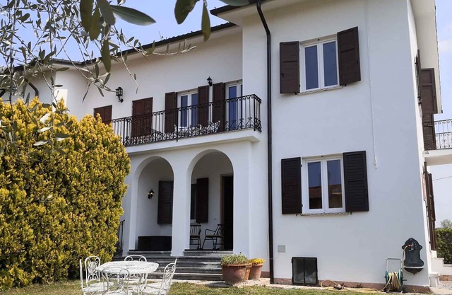 Holiday home with private garden