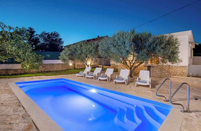 Holiday home With terrace and pool