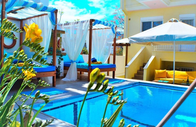 Holiday house Loutraki Korinthia for 1 - 10 persons with 4 bedrooms - Holiday house