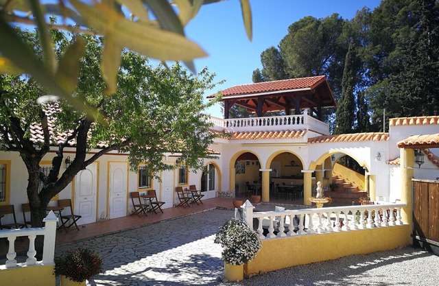 Holiday house Aigües for 1 - 6 persons with 3 bedrooms - Holiday home
