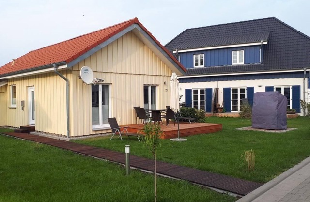 Holiday house Altefähr for 1 - 4 persons with 2 bedrooms - Holiday home