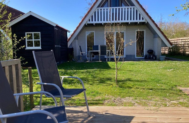 Ferienhaus Anjum Für Personen 