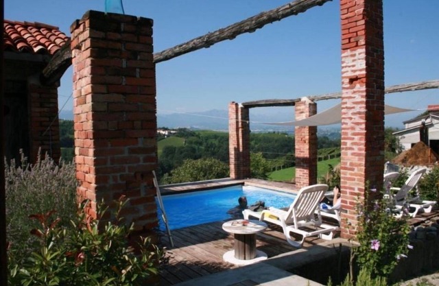 Holiday house Bastia Mondovì for 1 - 4 persons with 2 bedrooms - Holiday house