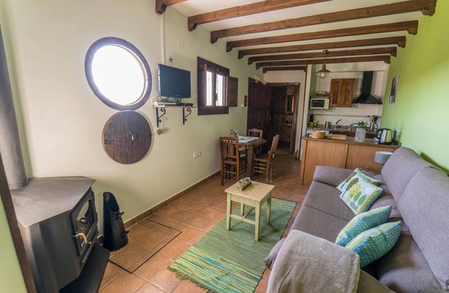 Holiday Durcal Persons Farmhouse 