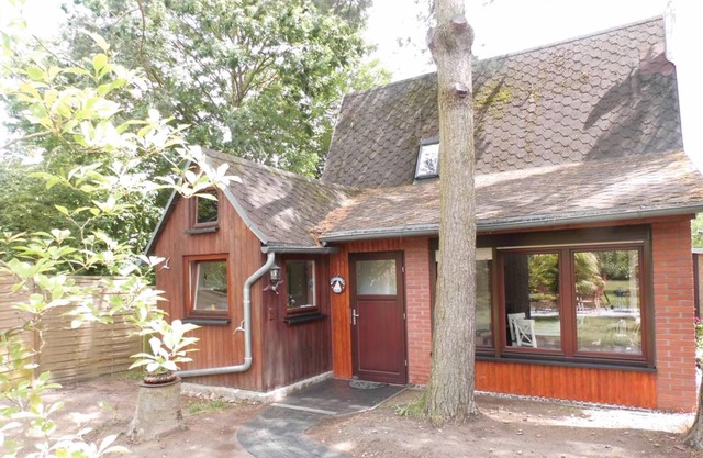 Holiday house for 5 persons approx. 70 m² in Altefähr, German Baltic Sea Coast (Rügen)