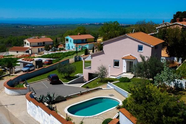 Holiday house Kastelir for 6 persons with 3 bedrooms - Holiday house