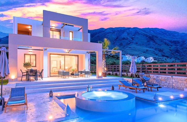 Ferienhaus Kourna Für Personen 