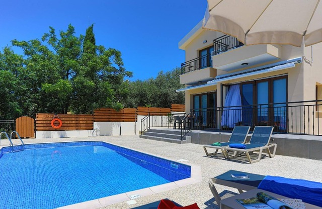Ferienhaus Lysos Für Personen Mit 