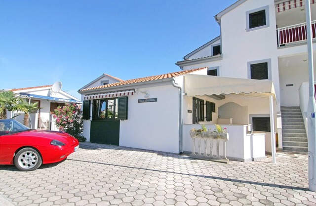 Holiday house Malibu with great location in Porec for 3 people, only 300m from the beach