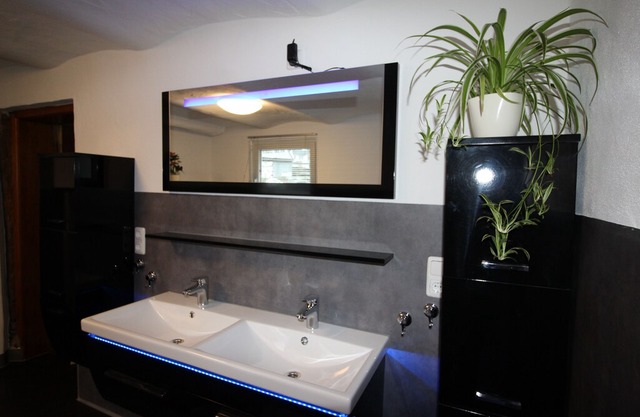 Holiday house near Winterberg with sauna and whirlpool up to 12 people