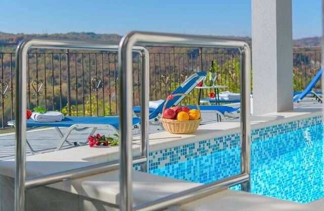 Holiday House Panorama with shared pool/Apartment A2