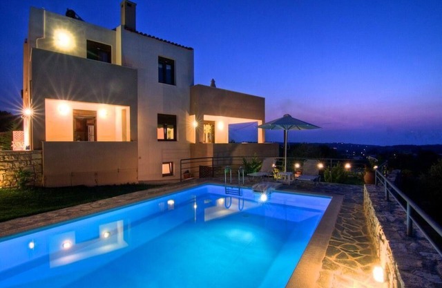 Holiday house Pigi for 1 - 6 persons with 3 bedrooms - Holiday house