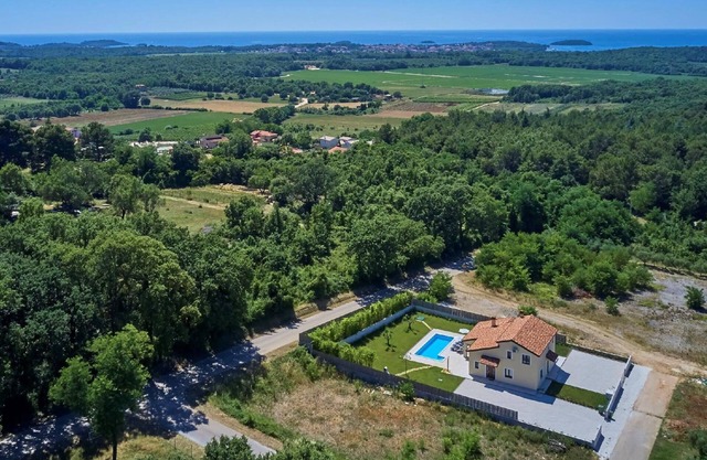 Holiday house Poreč for 1 - 4 persons with 2 bedrooms - Holiday home