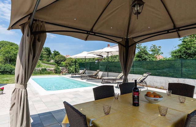 Holiday house Rakalj for 1 - 5 persons with 2 bedrooms - Holiday house