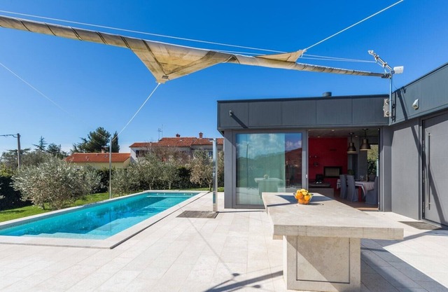Holiday house Rovinj for 4 persons with 2 bedrooms - Holiday home