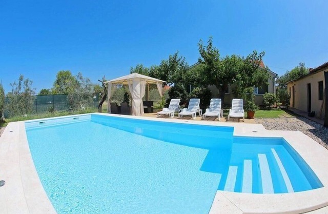 Holiday house Sukošan for 5 persons with 2 bedrooms - Holiday house