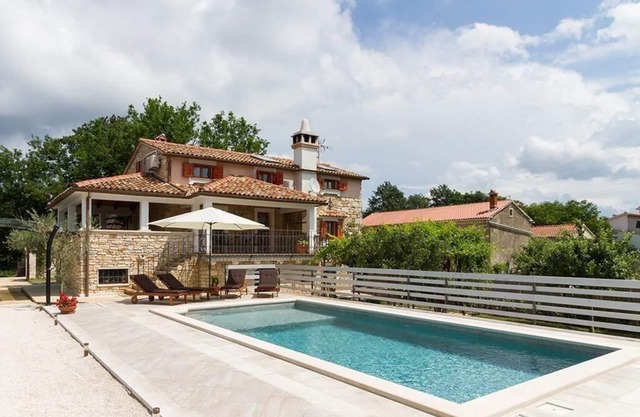 Holiday Svetvinčenat Persons Bedrooms 
