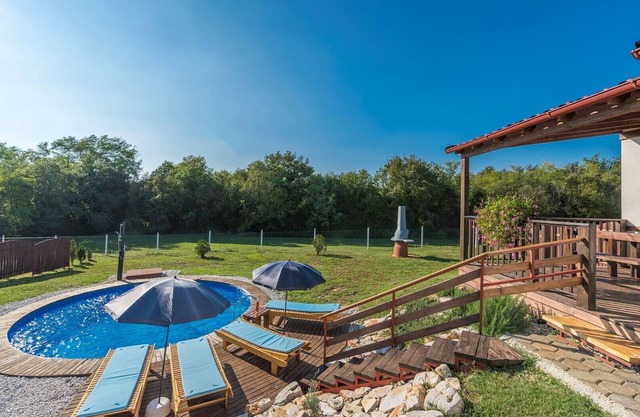Holiday house with private pool No.6 in holiday park Jelovci