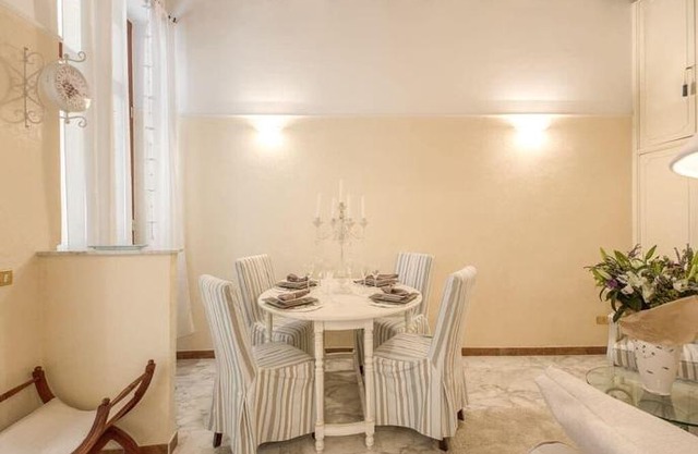 Holiday-in Trevi