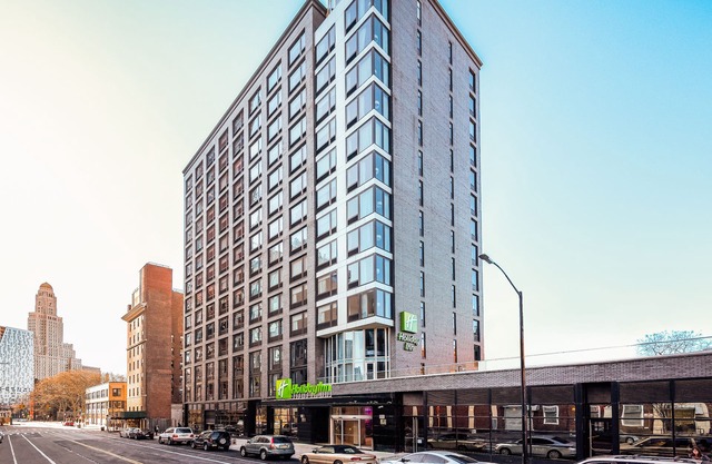 Holiday Inn Brooklyn Downtown, an IHG Hotel
