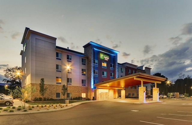 Holiday Inn Express & Suites Saugerties - Hudson Valley, an IHG Hotel
