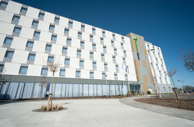 Holiday Inn Express Aberdeen Airport, an IHG Hotel