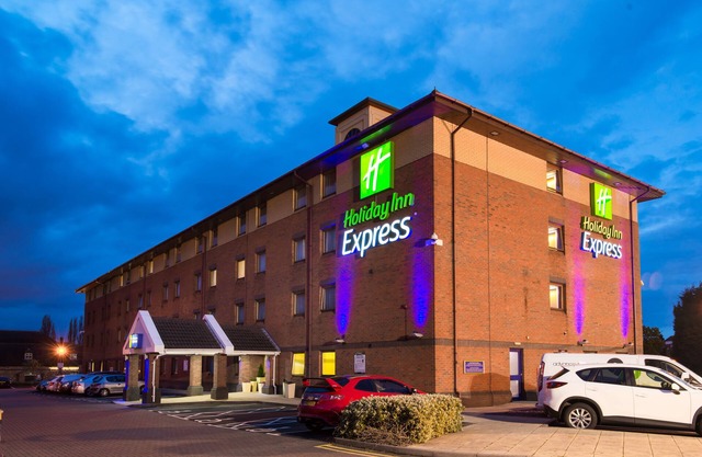 Holiday Inn Express Birmingham - Oldbury, an IHG Hotel