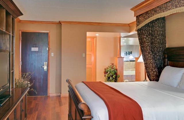Holiday Inn Express Hotel & Suites Charlottetown