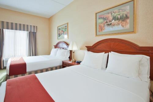 Holiday Inn Express Hotel & Suites Drums-Hazelton by IHG