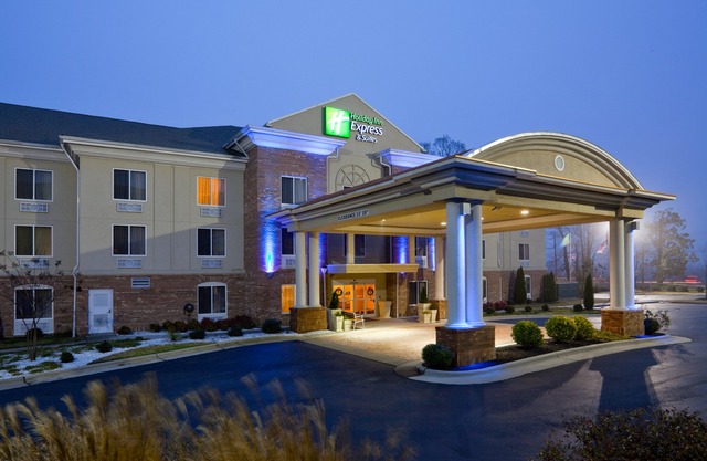 Holiday Inn Express Hotel & Suites High Point South, an Ihg Hotel