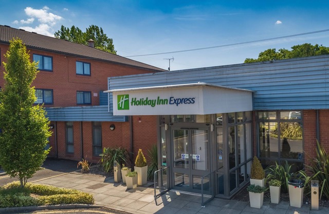 Holiday Inn Express Preston - South, an IHG Hotel
