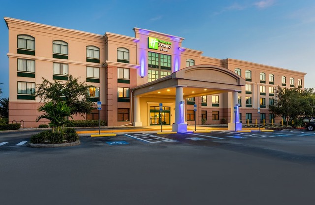 Holiday Inn Express & Suites Bradenton East-Lakewood Ranch, an Ihg Hotel