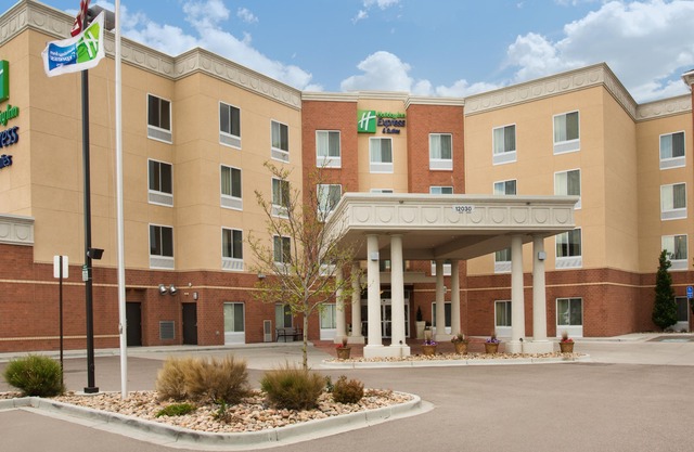 Holiday Inn Express & Suites Denver North - Thornton, an Ihg Hotel
