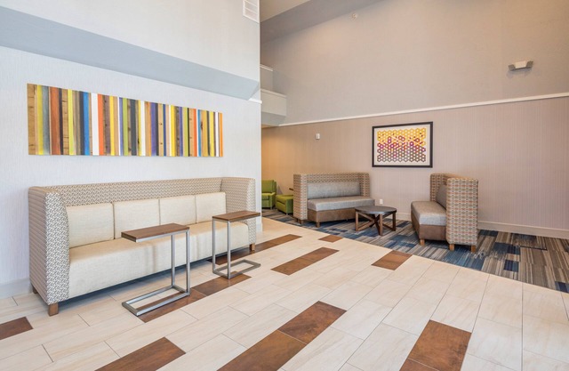 Holiday Inn Express Sunnyvale - Silicon Valley by IHG