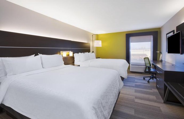 Holiday Inn Express Tiffin