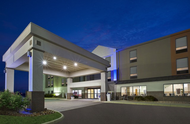 Holiday Inn Express Tiffin, an Ihg Hotel